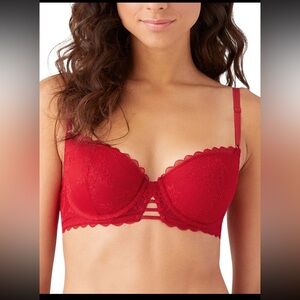 b.tempt’d by Wacoal Women's No Strings Attached Contour Balconette Bra